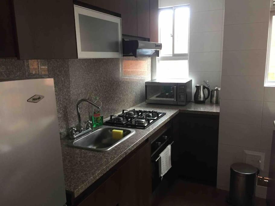 Appartement Con Terraza Privada- Clinica Reina Sofia